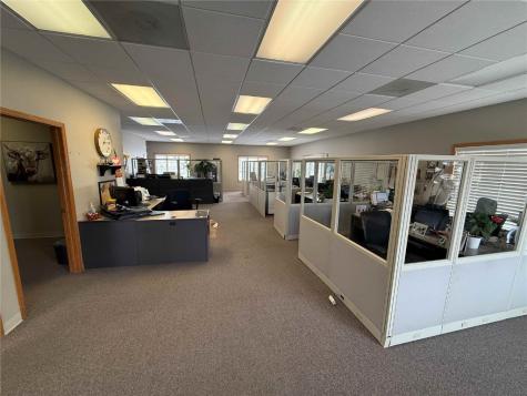 2337 Blairs Ferry Road NE Cedar Rapids IA 52402