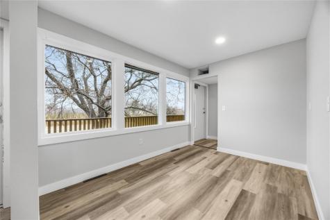 4245 1st Avenue SE Cedar Rapids IA 52402