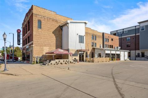 1202 3rd Street SE Cedar Rapids IA 52403