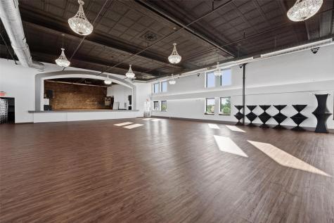 1202 3rd Street SE Cedar Rapids IA 52403