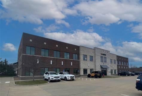1501 Boyson Square Drive Hiawatha IA 52233