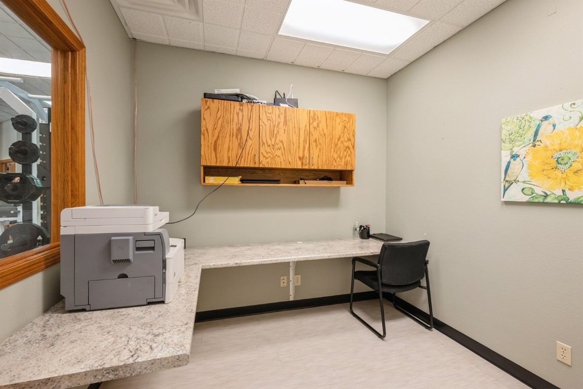 762 N Center Point Road Hiawatha IA 5233