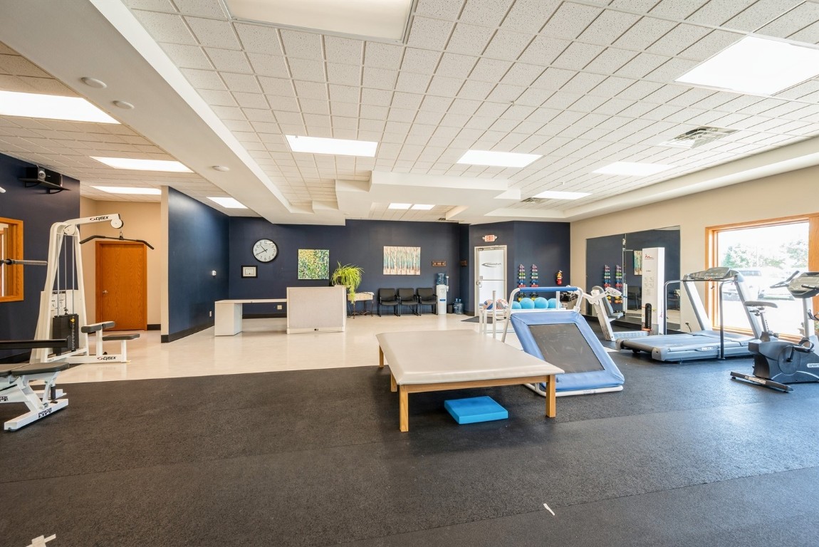 762 N Center Point Road Hiawatha IA 5233