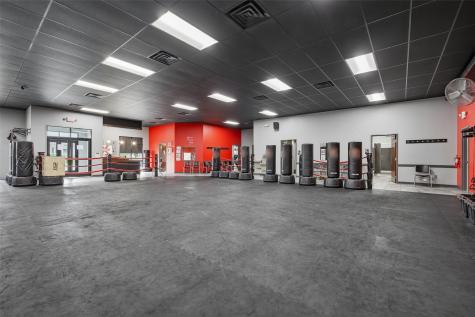 450 Colton Circle NE Cedar Rapids IA 52402