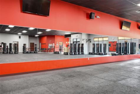 450 Colton Circle NE Cedar Rapids IA 52402