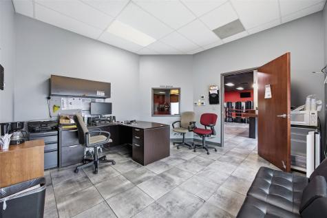 450 Colton Circle NE Cedar Rapids IA 52402