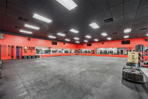 450 Colton Circle NE Cedar Rapids IA 52402