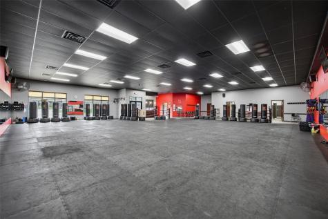 450 Colton Circle NE Cedar Rapids IA 52402
