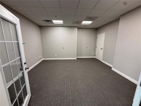 4110 Center Point Road NE Cedar Rapids IA 52402
