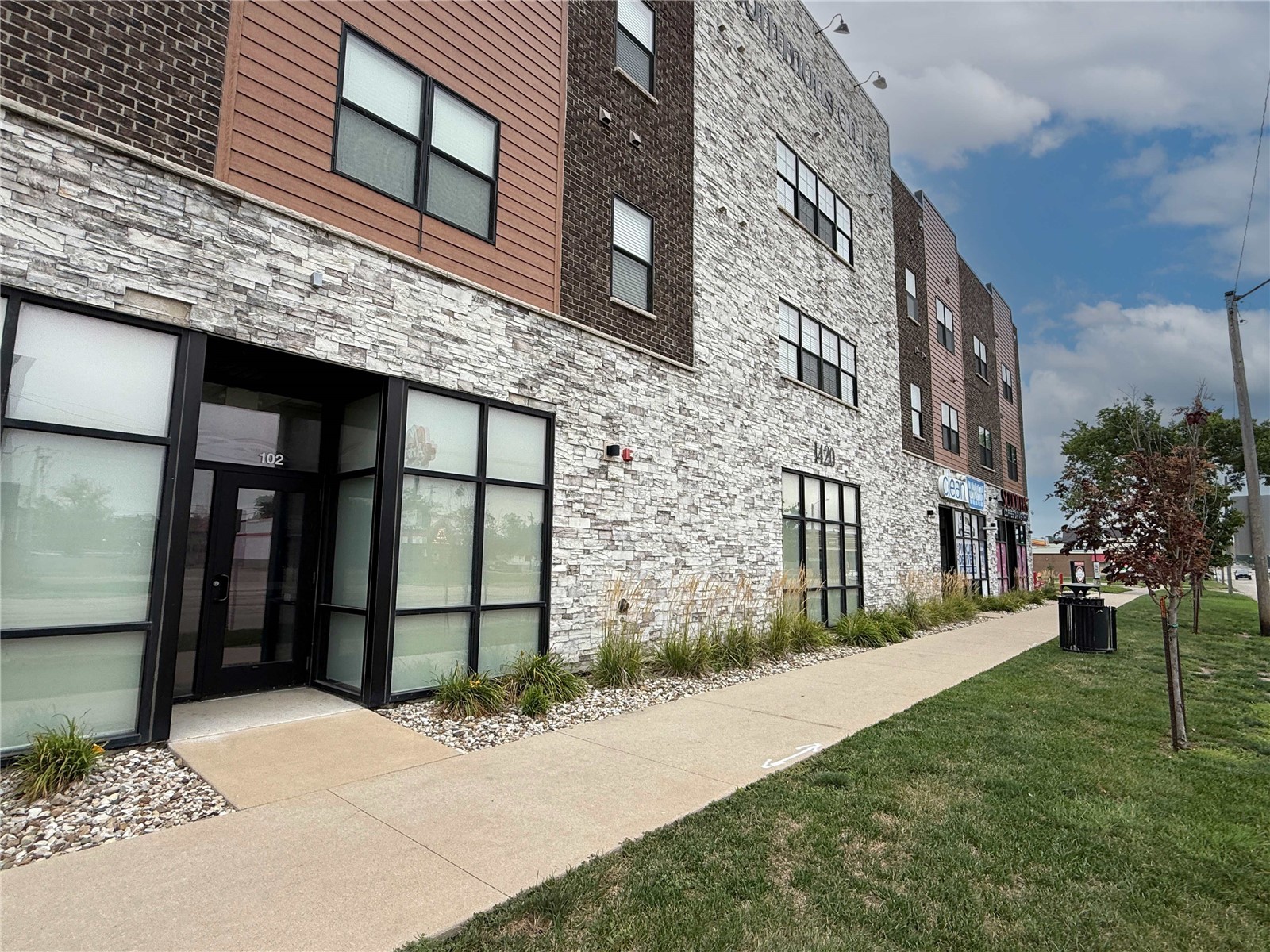 1420 1st Avenue NE Cedar Rapids IA 52402