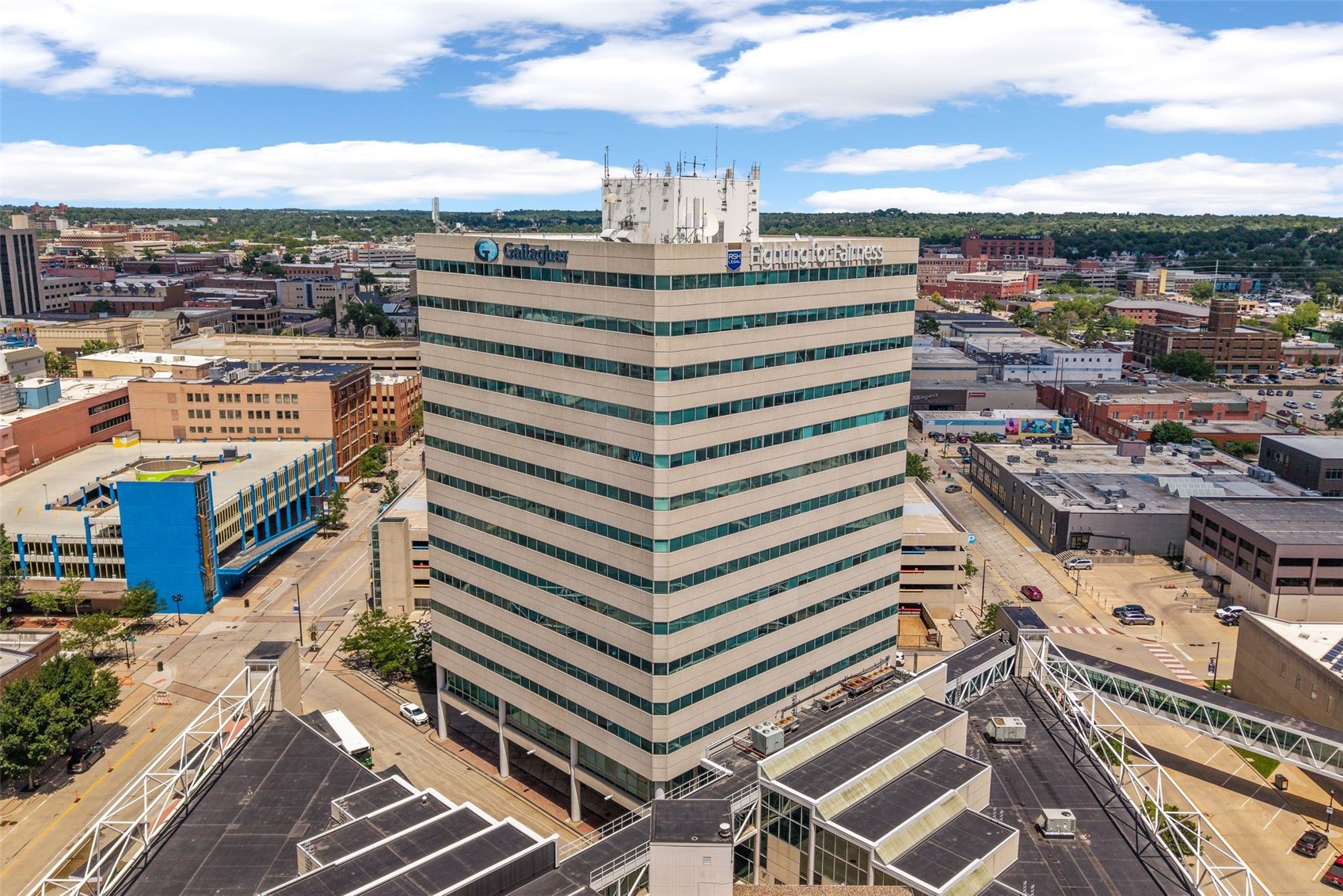 425 2nd Street SE Cedar Rapids IA 52401