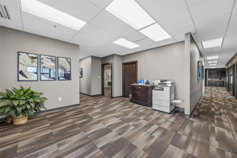 425 2nd Street SE Cedar Rapids IA 52401