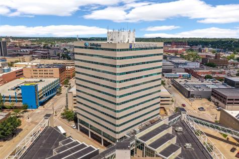 425 2nd Street SE Cedar Rapids IA 52401
