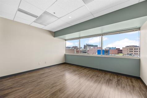 425 2nd Street SE Cedar Rapids IA 52401