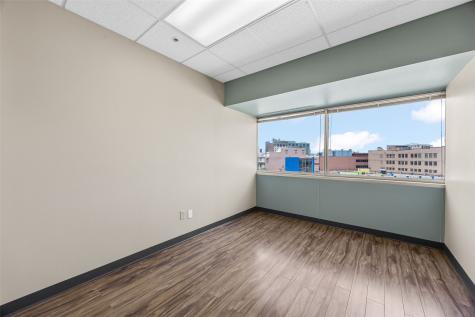 425 2nd Street SE Cedar Rapids IA 52401