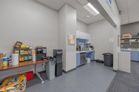 4201 42nd Street NE Cedar Rapids IA 52402