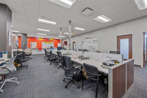 4201 42nd Street NE Cedar Rapids IA 52402