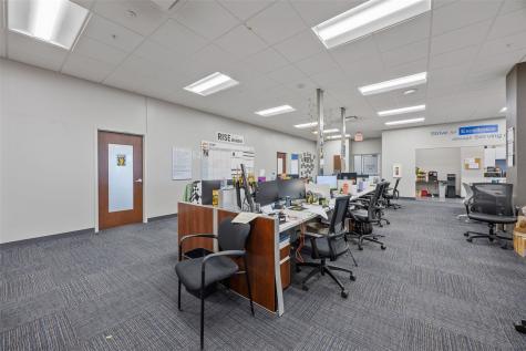 4201 42nd Street NE Cedar Rapids IA 52402