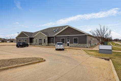 4820 Armar Drive SE Cedar Rapids IA 52403