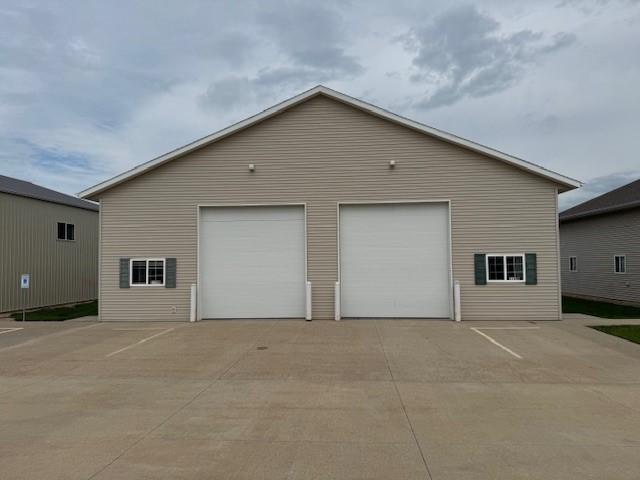 1154 Capital Drive SW Cedar Rapids IA 52404