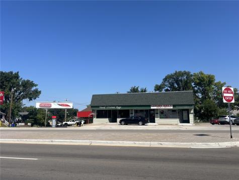1906 Mt Vernon Road SE Cedar Rapids IA 52403