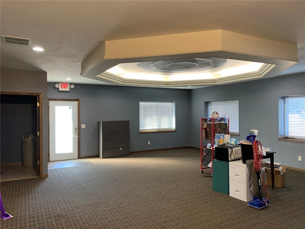 2700 Stonegate Court Hiawatha IA 52233