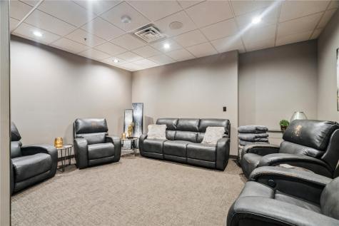 2931 7th Avenue Marion IA 52302