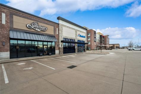 2931 7th Avenue Marion IA 52302