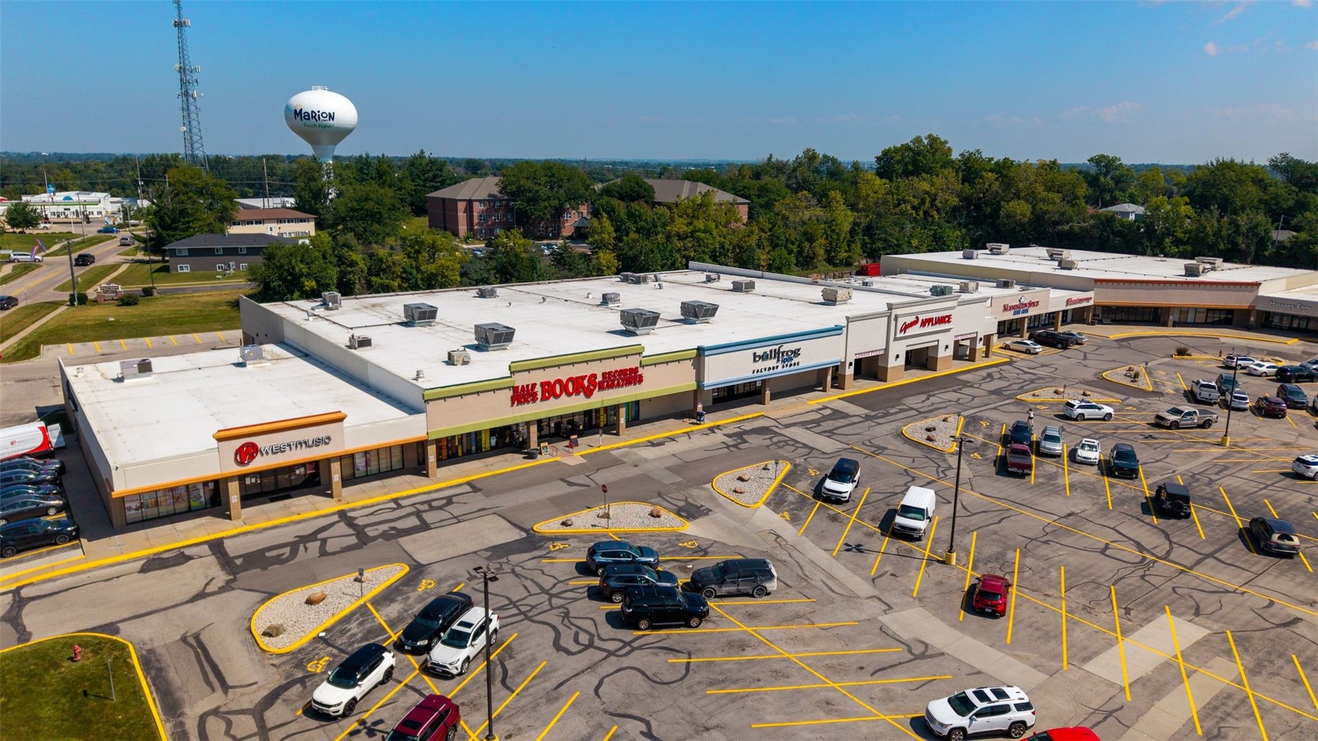 1464 Twixt Town Road Marion IA 52302