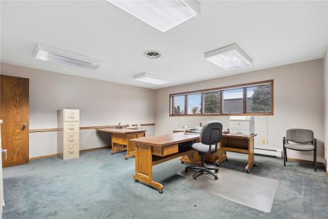 1801 W D Street Vinton IA 52349