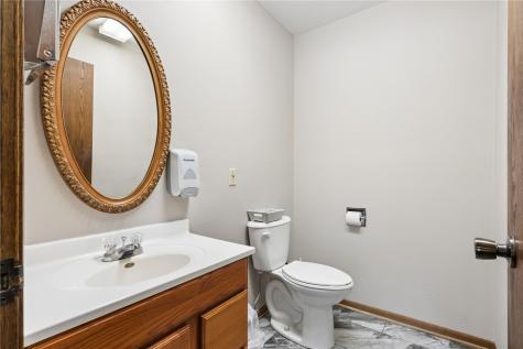 1801 W D Street Vinton IA 52349