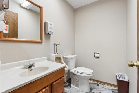 1801 W D Street Vinton IA 52349