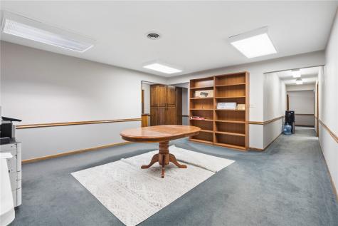 1801 W D Street Vinton IA 52349