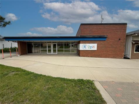 3223 1st Avenue SE Cedar Rapids IA 52402