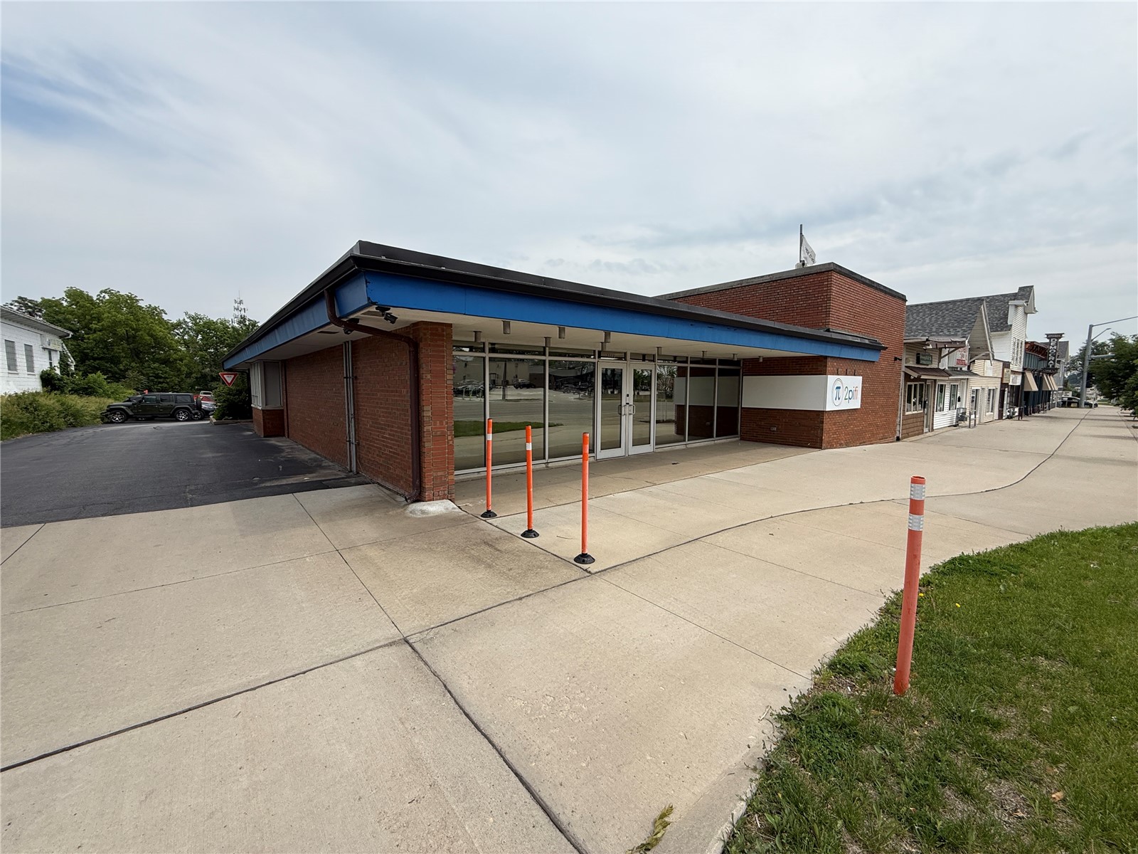 3223 1st Avenue SE Cedar Rapids IA 52402