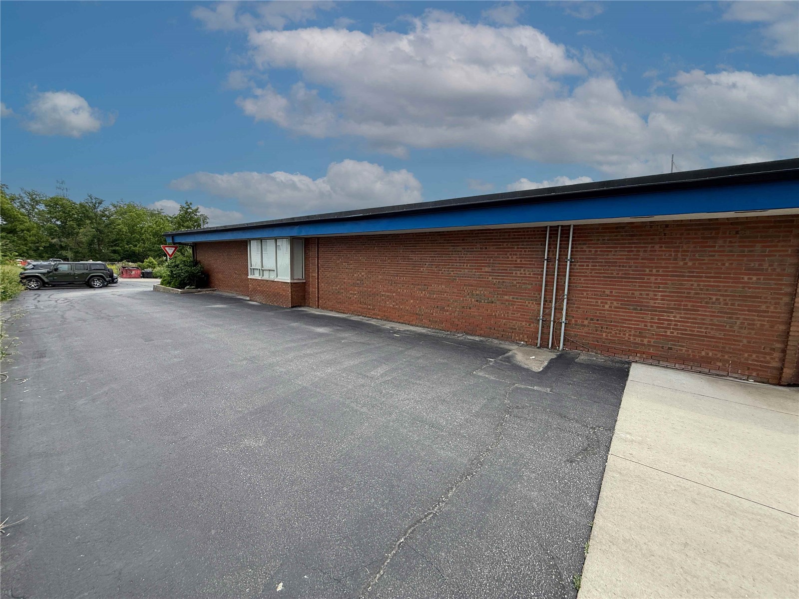 3223 1st Avenue SE Cedar Rapids IA 52402