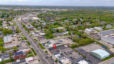 3223 1st Avenue SE Cedar Rapids IA 52402