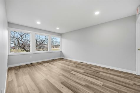 4245 1st Avenue SE Cedar Rapids IA 52402