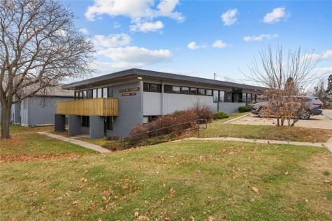4245 1st Avenue SE Cedar Rapids IA 52402