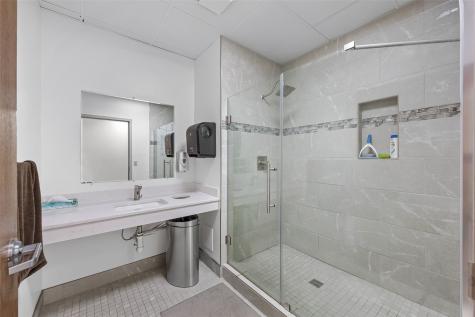 5021 Duffy Drive NE Cedar Rapids IA 52402