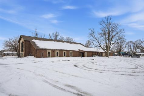 2770 18th Avenue Marion IA 52302