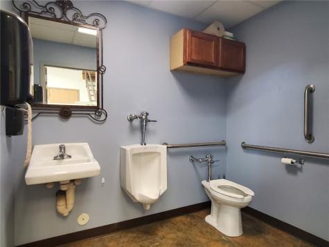 405 1st Avenue SW Cedar Rapids IA 52404