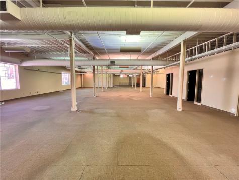 306 6th Avenue SE Cedar Rapids IA 52401