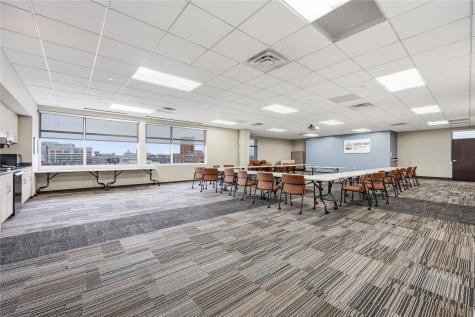 317 7th SE Cedar Rapids IA 52401