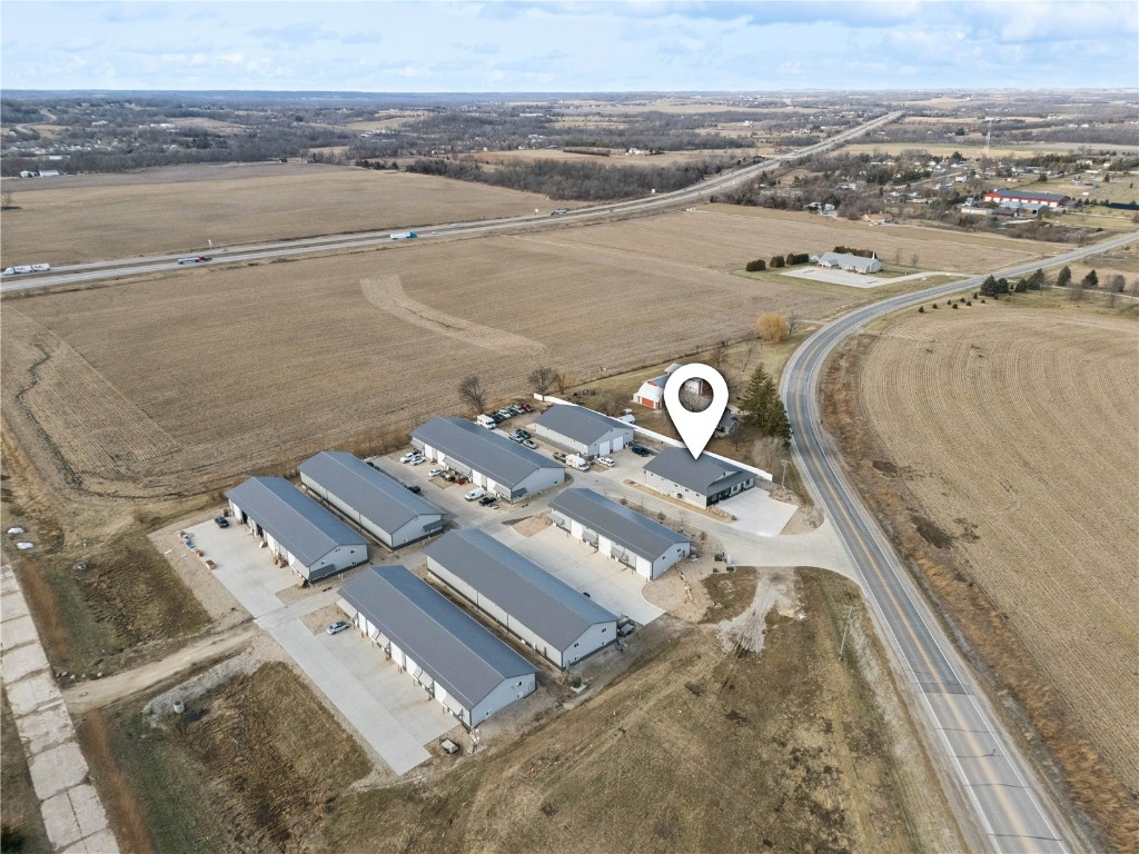 3230 N Center Point Road Robins IA 52328