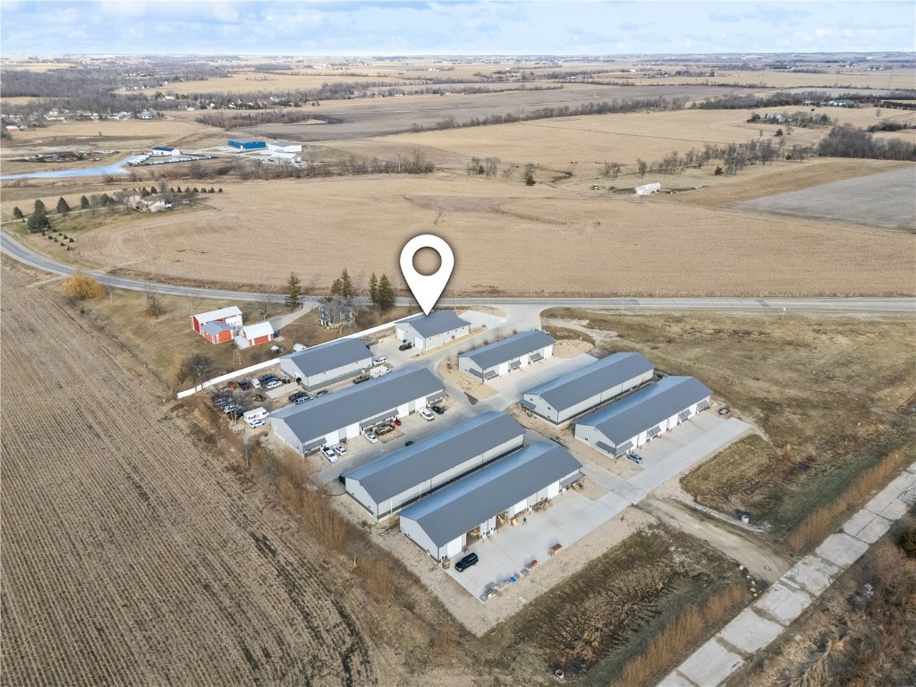 3230 N Center Point Road Robins IA 52328