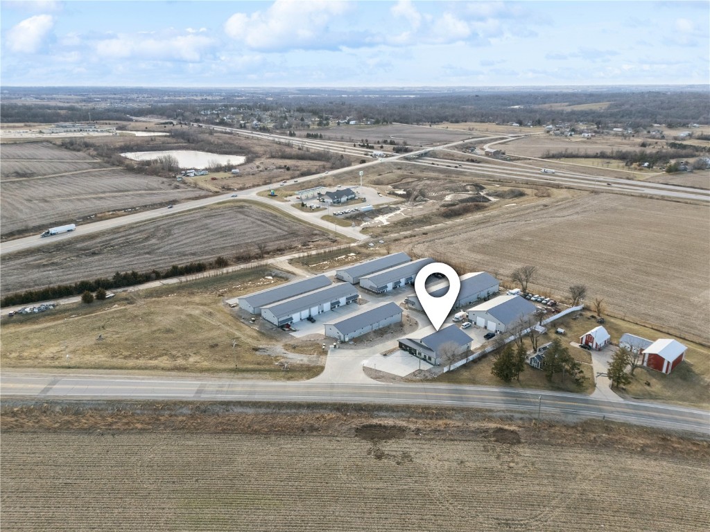3230 N Center Point Road Robins IA 52328