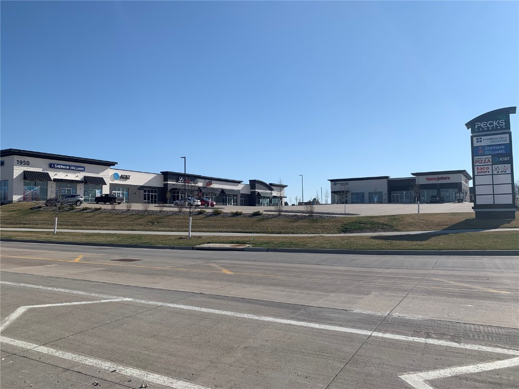1950 Blairs Ferry Road Hiawatha IA 52233