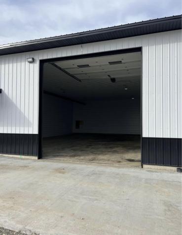 31 Dale Lee Drive Palo IA 52324