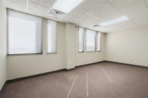 3100 E Avenue NW Cedar Rapids IA 52405